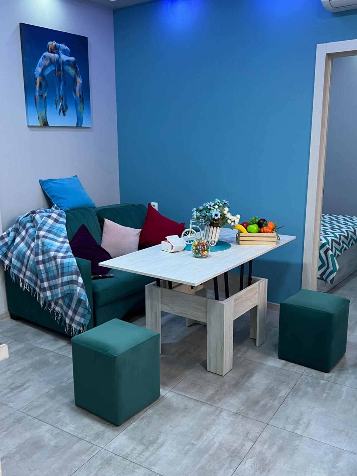 Cool Blue Interior Self Check In Apartment Ереван Екстериор снимка